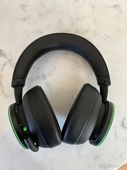 Xbox Series X + sluchadla + Elite 2 ovladac + standardny ovl - 7