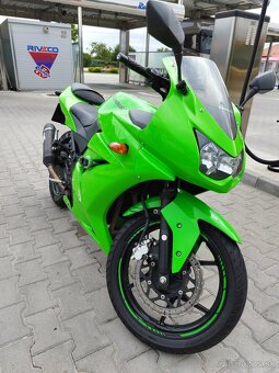 Kawasaki ninja 250R - 7