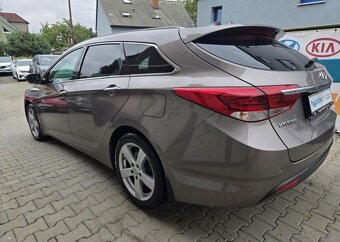 Hyundai i40 1.6-DPH-NOVÝ MODEL-NAVI-KAMERA1 - 7