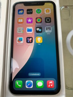 Apple iPhone XR 64gb white - 7