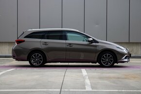 Toyota Auris Touring Sports Hybrid/Executive/SK vozidlo/ - 7