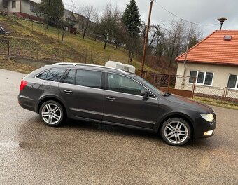 Škoda Superb II Combi 1.6tdi 2011 greenline - 7