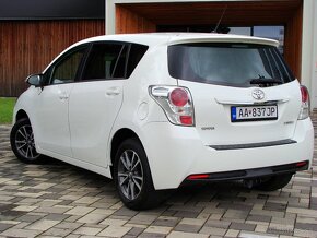 TOYOTA VERSO 1.6 EDITION BENZÍN 7 MIESTNE - 7