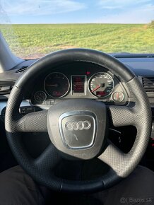 Audi A4B7 - 7