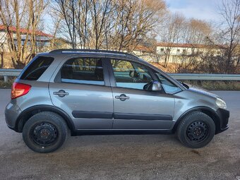 Suzuki SX4 - 7