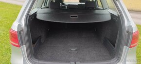 Volkswagen Passat variant B7 2.0 TDI 4- motion - 7