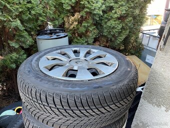 215/60 R 16 99H ULTRAGRIP PERFORMANCE 3 GOODYEAR - 7