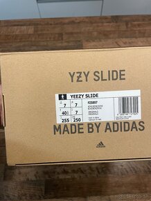 Adidas Yeezy Slide Bone 40.5 - 7