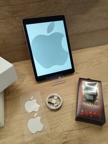 iPad 6 gen. (2018) 9,7" 128GB Silver – ako nový / v záruke - 7