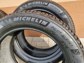 pneu 19″ 235/50R19 MICHELIN zimné 7mm DOT2022 - 7