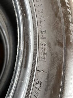 Predám 4ks letné pneu Nexen 215/60 R17 - 7