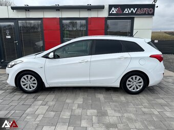 Hyundai i30 CW 1.6 CRDi, 130 495km, Ťažné zariadenie, SR - 7