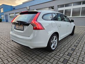 Volvo V60 2016 2,0 diesel 110kW automat - 7