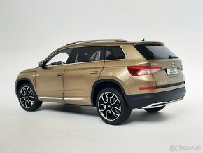 1:18 - Škoda Kodiaq + strešný box - 1:18 - 7