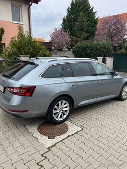 Škoda Superb Combi 2.0TDI.DSG - 7