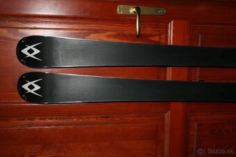 volkl 156 cm , drevene jadro , lyžiarky Atomic - 7