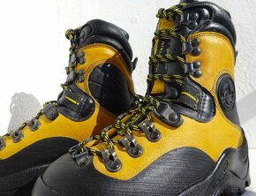 LA SPORTIVA | " 36 1/2 " ( 4.35+ / 23.3 cm ) | " N O V É - 7