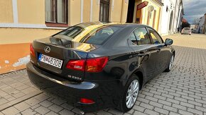 Lexus IS 220d - 7