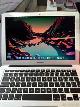 MacBook Air 13 inch Early 2015 - 7