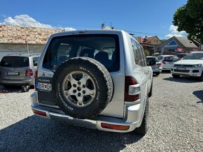 Mitsubishi Pajero  3,2 DID - 7