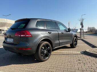 VW Touareg 4.2 TDI - 7