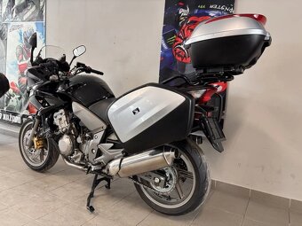 Honda CBF 1000 - 7