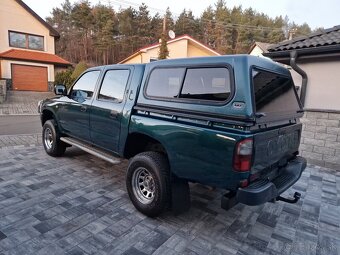 Toyota Hilux 2.4 TD Double Cab 4x4 - 7