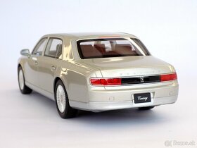 TOYOTA CENTURY 2018 – 1:18 KYOSHO - 7