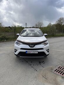 Toyota RAV4 2.0 l D-4D Manual FWD - 7