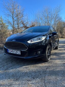 Ford fiesta - 7