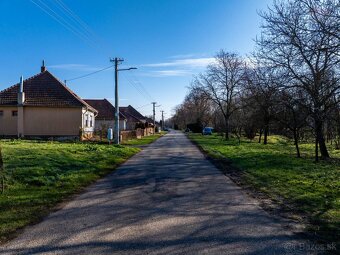 Predaj stavebný pozemok 638m2 Nové Sady časť Kotrbál - 7