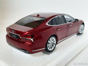 1:18 - Lexus LS 500h (2018) - AUTOart - 1:18 - 7