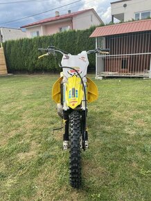 Suzuki RM 250 - 7