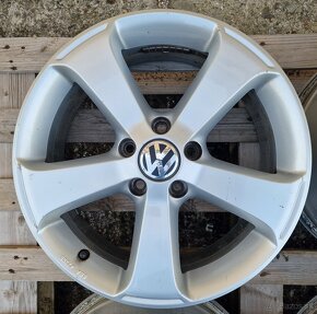 ORIGINÁL VW HLINÍKOVÉ DISKY 5x112 R17 - 7