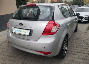 Kia Cee´d 1.4-NÍZKÉ KM-1.majitel - 7