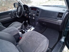 Mitsubishi Pajero 3.2 DI-D 4X4 UZÁVIERKA TOP STAV - 7