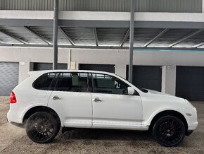 Porsche Cayenne 4.8 - 7