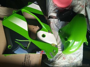 Kawasaki zx9r zx12r- predám plasty, kapotáž, kolesá - 7