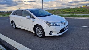 Toyota Avensis Combi 110kw Automat - 7