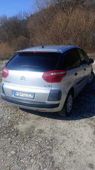 Predám Citroen C4 Picasso - 7