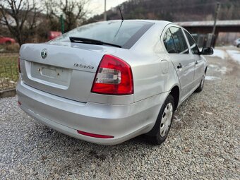 Predám dvere na Škoda Octavia II 2 kód farby 9156 - 7