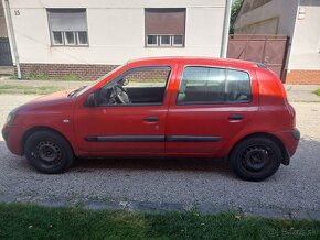 Renault Clio 1.5 DCI - 7