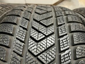 ZIMNA SADA DVOJROZMER 245/40 R19 275/35 R19 PIRELLI - 7