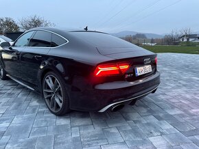 Audi RS7 - 7