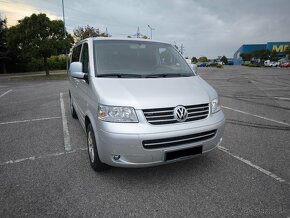 Volkswagen Multivan 2.5 TDI Comfortline - 7