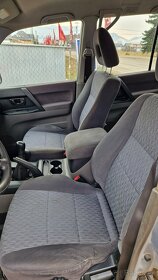 Mitsubishi Pajero Wagon 3.2 DI-D Instyle GLX - 7