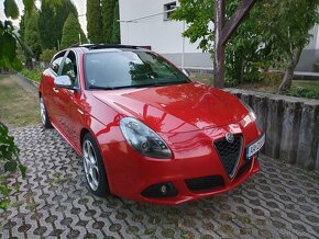 Alfa Romeo Giulietta  -  QV Line  -  2.0 JTDM-2 - 7