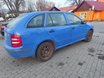 Predám škoda Fabia 1 1.2htp 47kw benzin ročník 2003 - 7