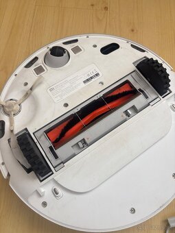 Xiaomi Mi Robot Vacuum - Mop 2 vysávač a mop STYTJ032HM - 7