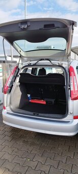 Ford Cmax - 7